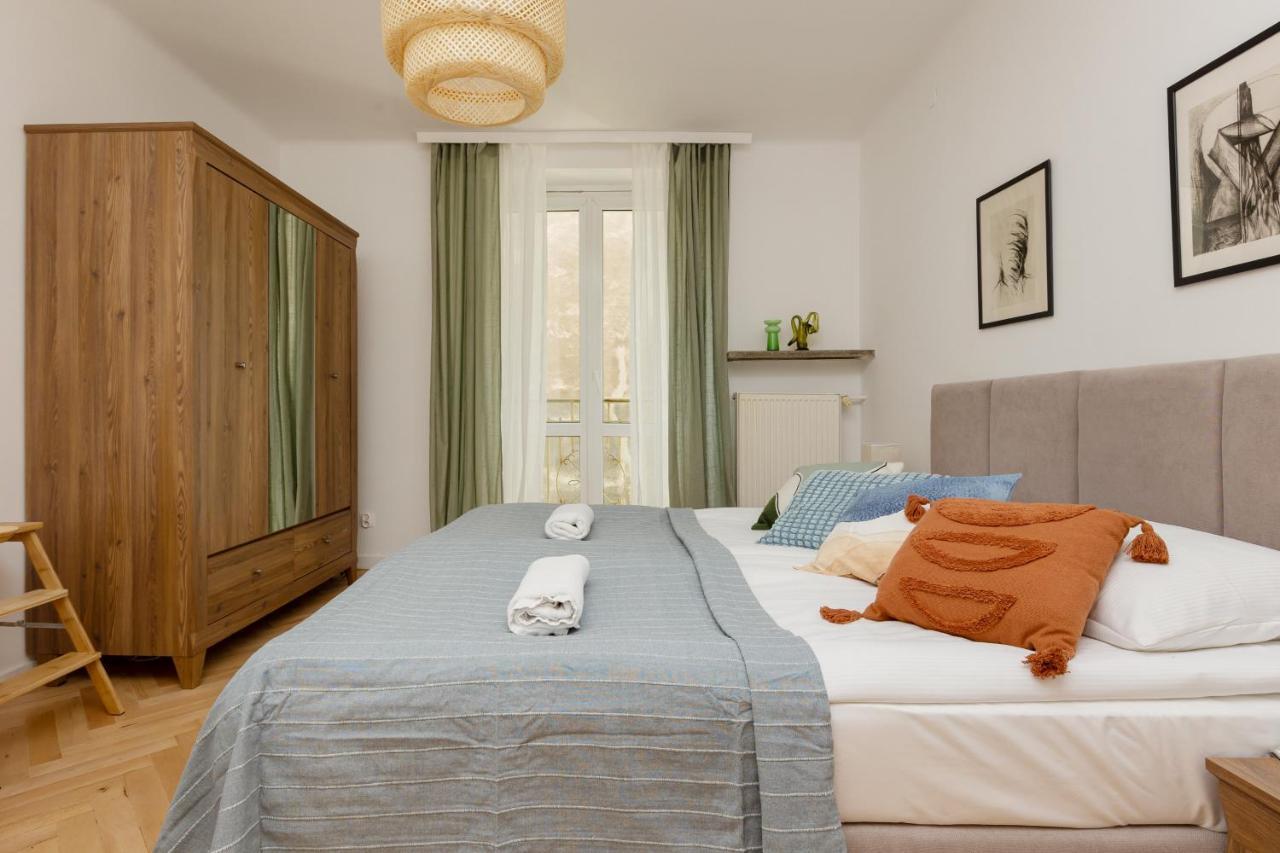 Tasteful Apartment In Warsaw City Center By Noclegi Renters Exterior photo